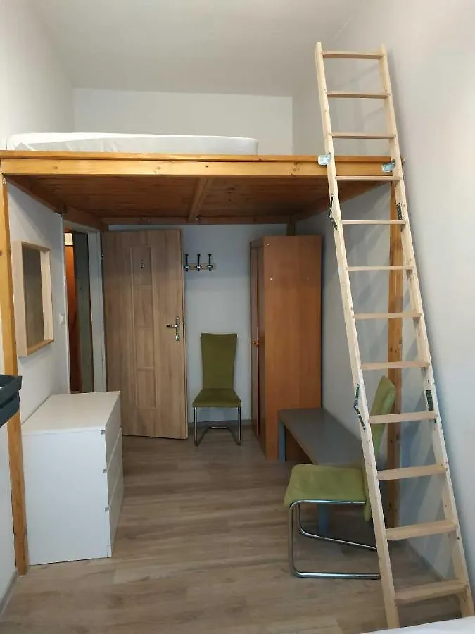 Rejtana Street Hostel Вроцлав Польша